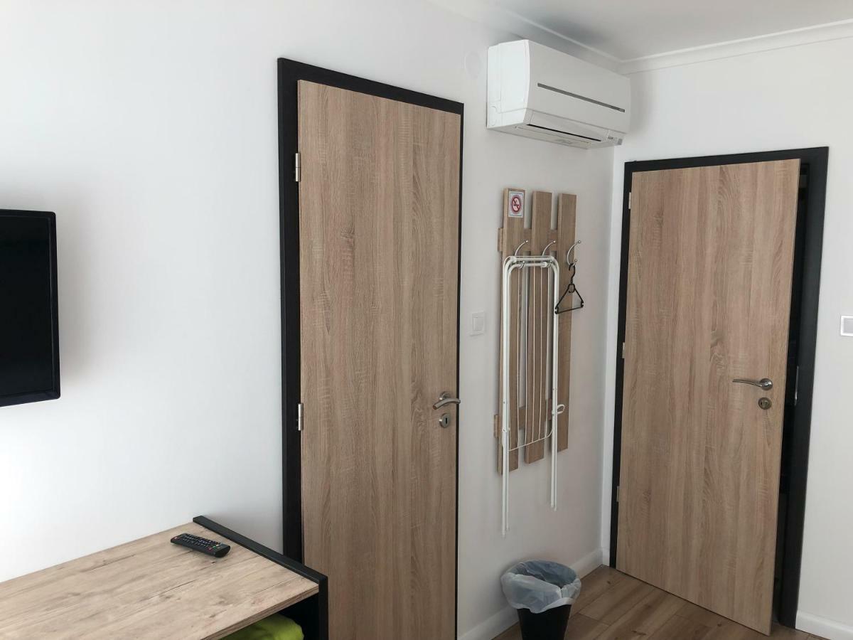 Duna Vendeghaz Hotel Fadd-Dombori ภายนอก รูปภาพ